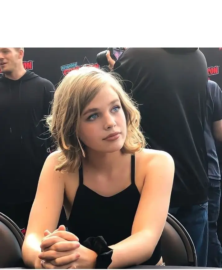 F2487276_36