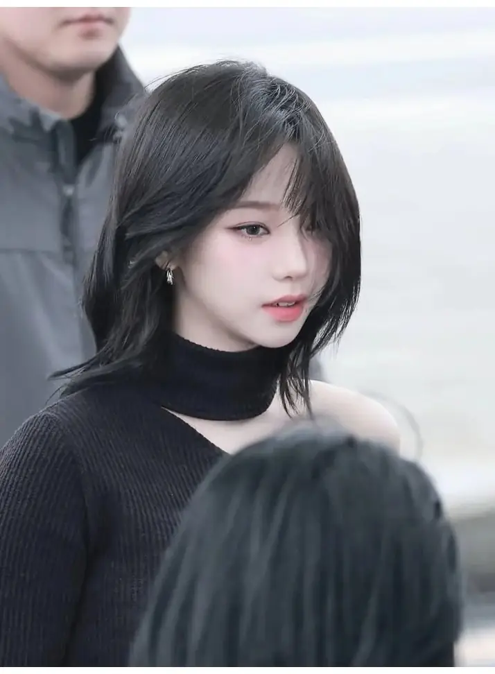 A2737885_04